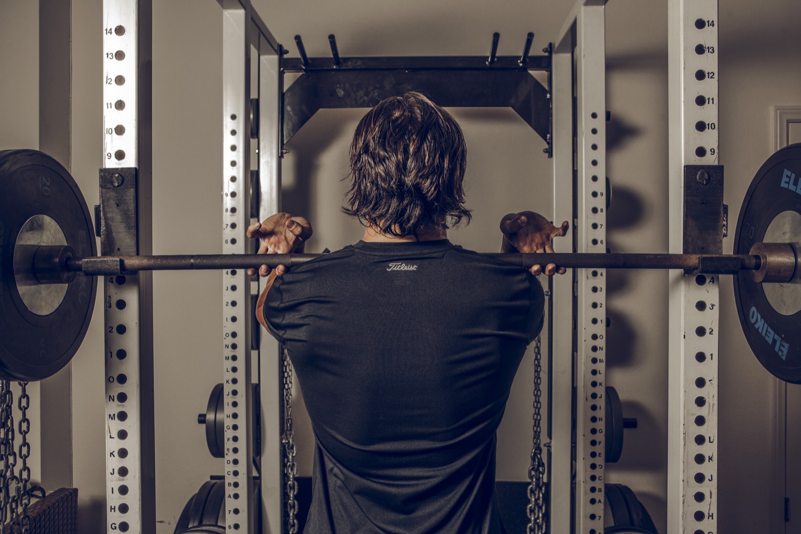Golf fitness coaching with strength training equipment